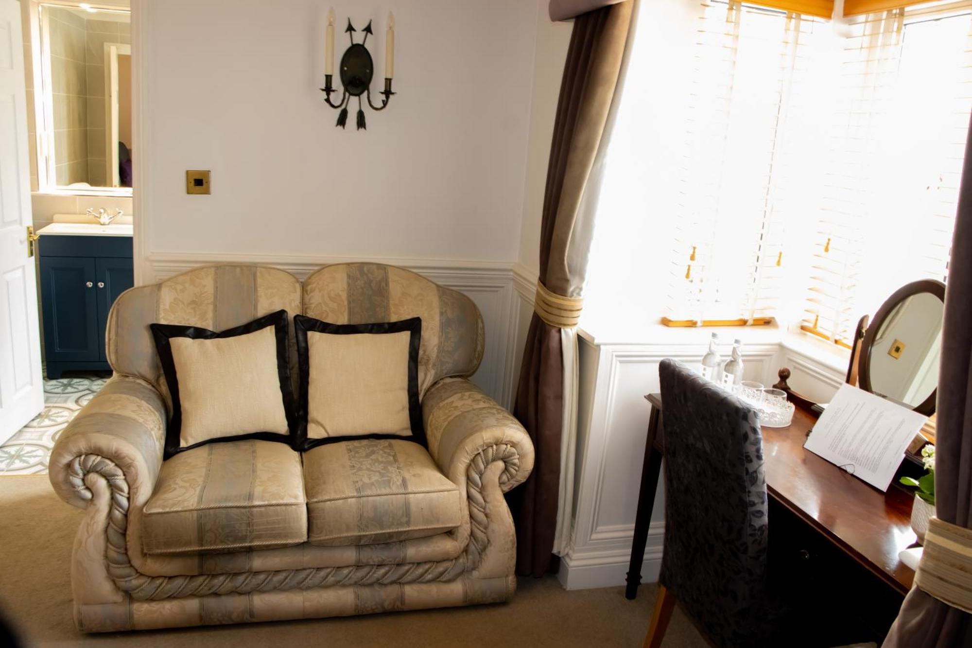 Hotel The Lord Bute Highcliffe Exteriér fotografie