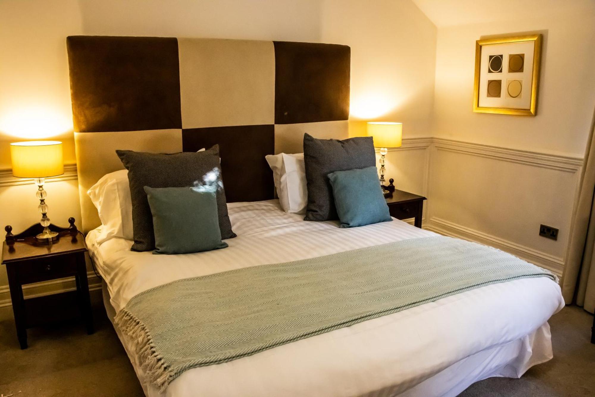 Hotel The Lord Bute Highcliffe Exteriér fotografie